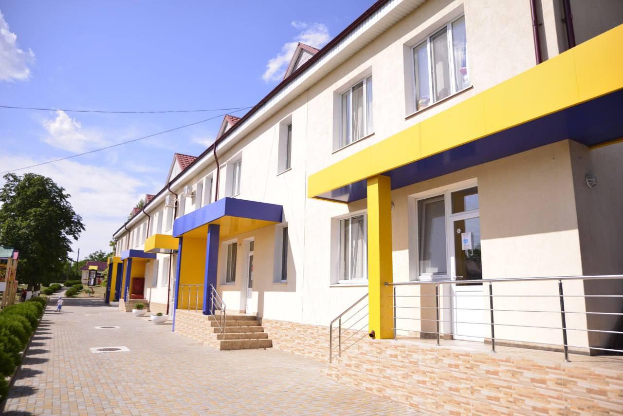 Mai multe spitale și instituții de învățământ din Moldova vor fi renovate pentru a deveni mai eficiente energetic