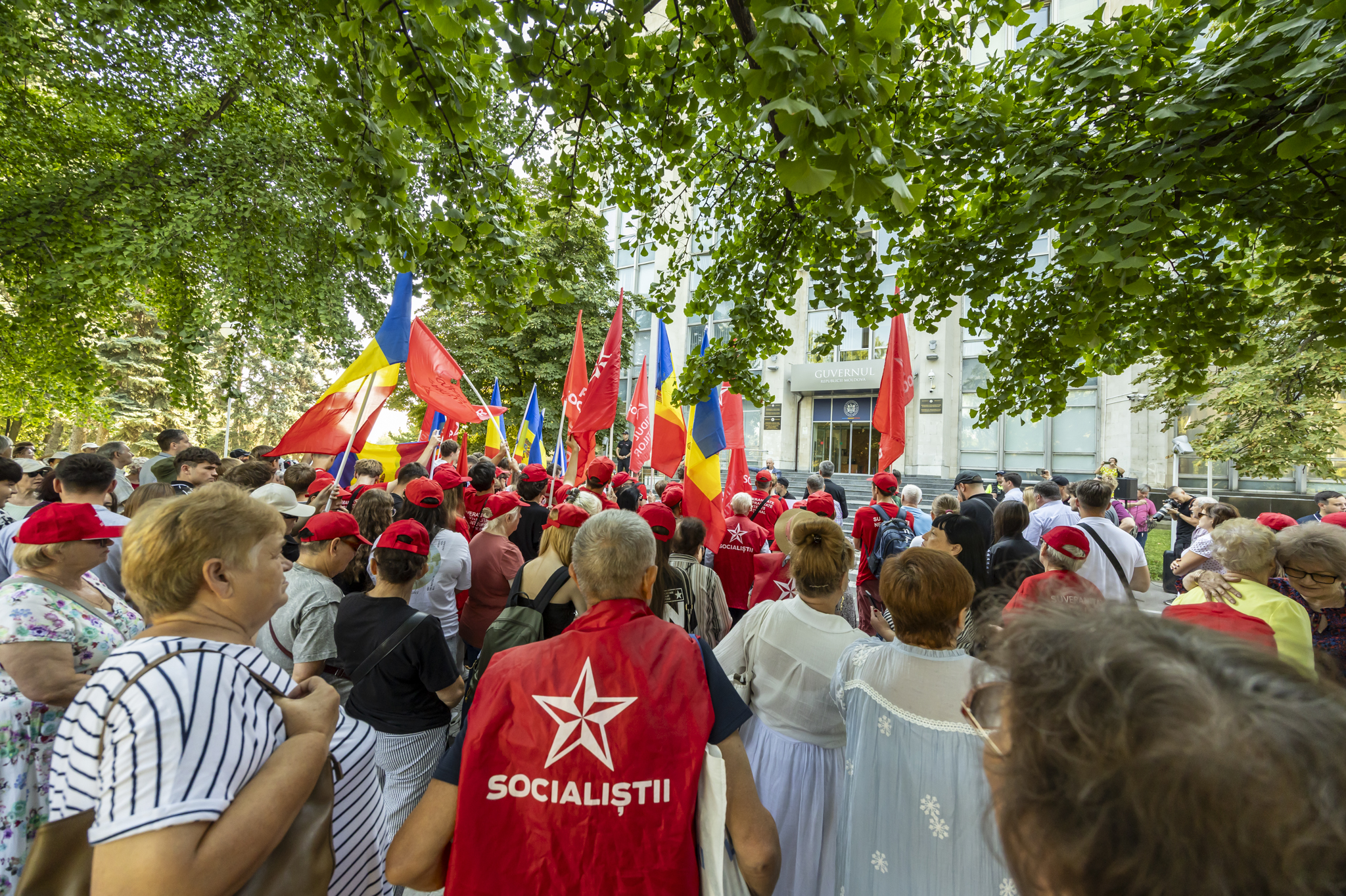 PSRM a protestat la Guvern unde a acuzat guvernarea de incompetență profesională și dezastru economic – Reacția Executivului
