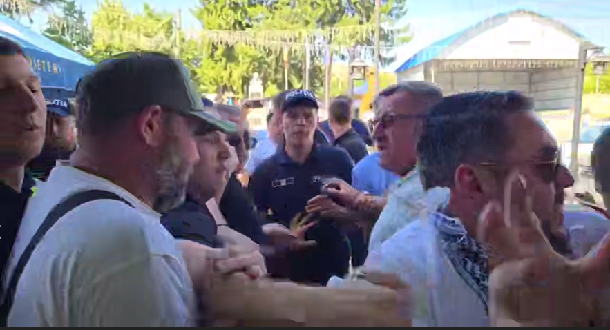 Mai multe persoane, documentate de poliție după încăierarea de la Peresecina între susținătorii PAS și ai lui Șor