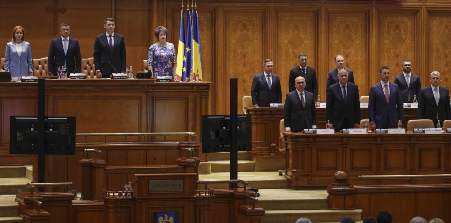 Guvernul Bolojan și-a asumat răspunderea pe Pachetul II de măsuri fiscale – Reforma administrației locale a fost amânată