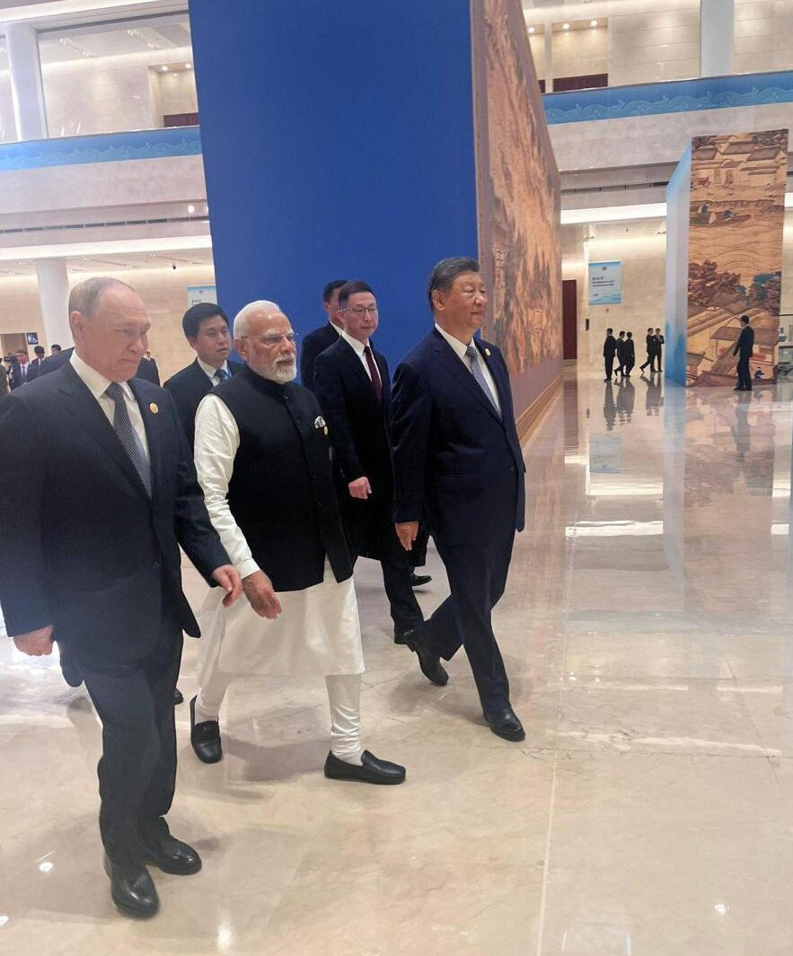 Putin susține că aspirațiile pro-occidentale ale NATO și Ucrainei au provocat invazia rusǎ