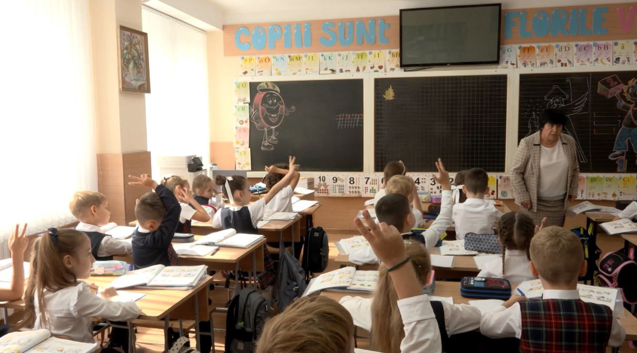 Numărul elevilor din școlile din Chișinău în creștere – Cifrele prezentate de municipalitate