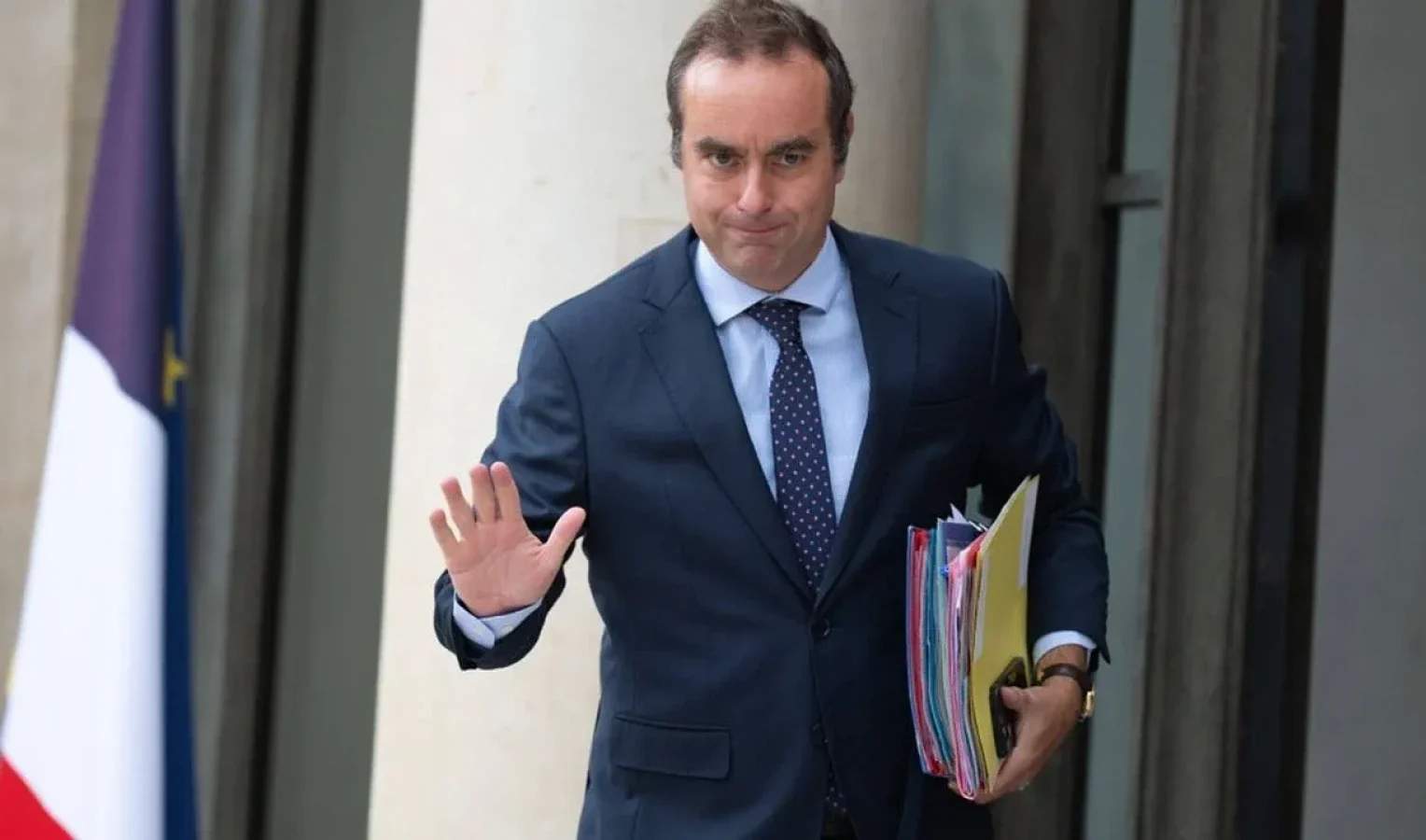 O nouă criză politică majoră în Franța – Premierul  Lecornu și-a dat demisia după doar 27 de zile